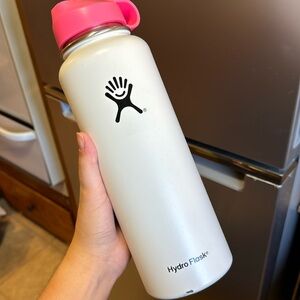 White hydroflask